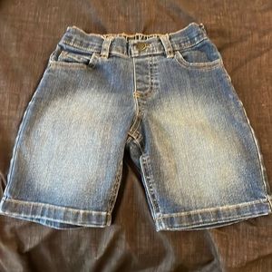 Basic jeans shorts